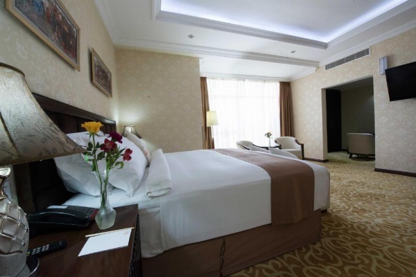 Capital Hotel and Spa image 10